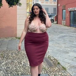Novateks CLOTHING Pencil Skirt - Oh My! - Burgundy