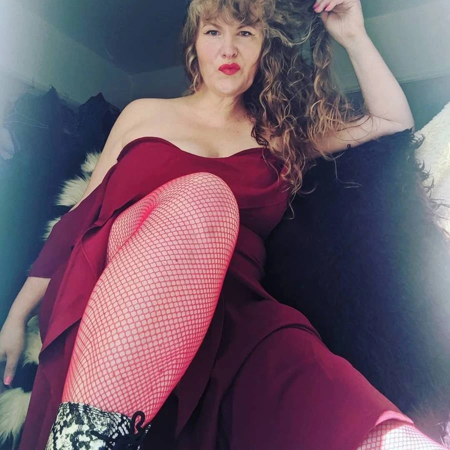 Calzifico Toninelli Fishnets - Bloody Mary