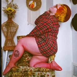 Calzifico Toninelli Fishnets - Bloody Mary