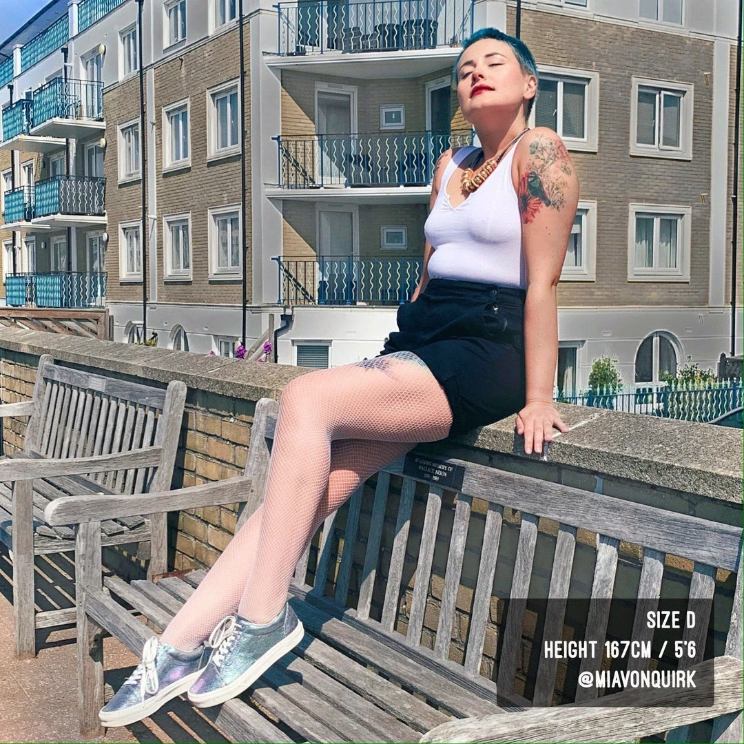 Calzifico Toninelli Fishnets - Milk Maid