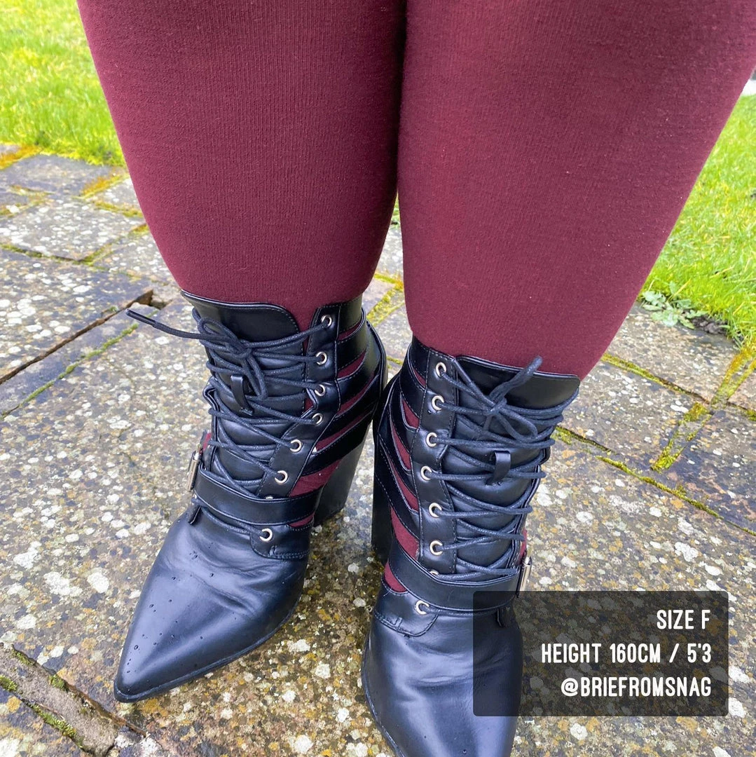 Calzifico Toninelli Merino Wool Tights - Red Velvet Cake